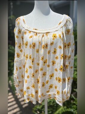 Chelsea & Violet Peasant Tunic with Yellow Floral Print and Crochet Detailing